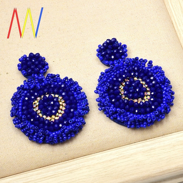 Cercei rotunzi de dama albastri cu margele