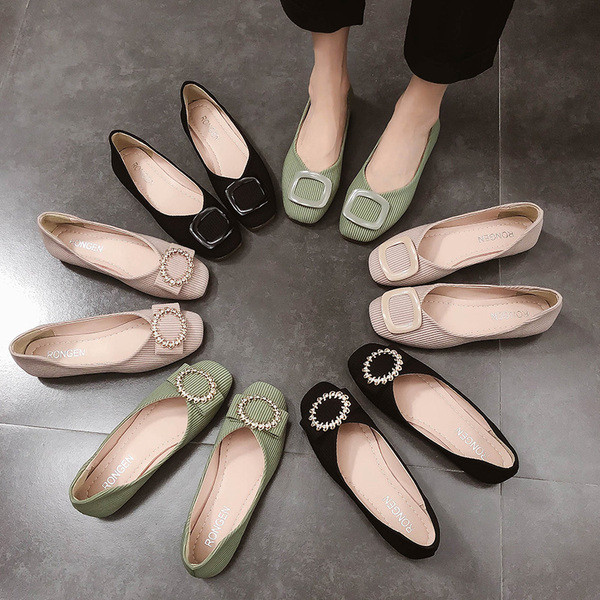 Pantofi moderni de dama cu talpa plate si catarame