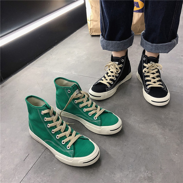 Tenisi de bărbați curați deasupra gleznei, cu talpă plată și șireturi