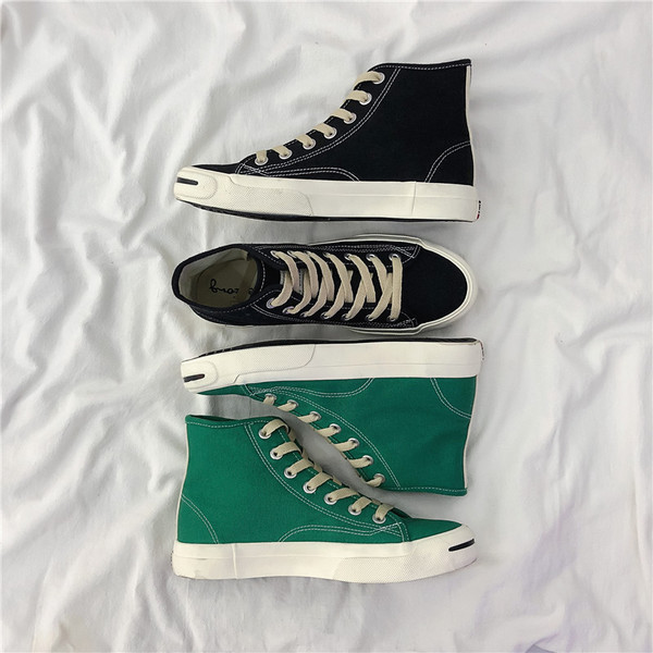 Tenisi de bărbați curați deasupra gleznei, cu talpă plată și șireturi