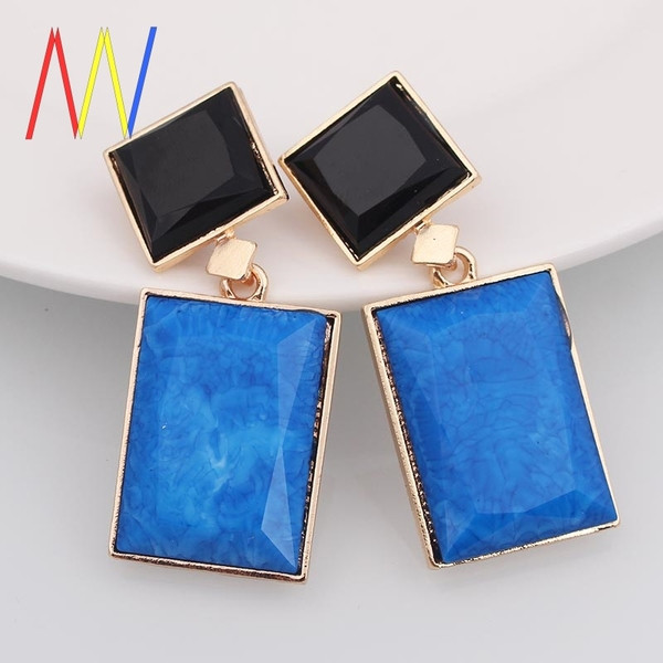 Cercei de dama dreptunghiulari cu pietre mari