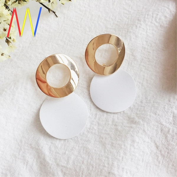 Cercei rotunzi dama actuali