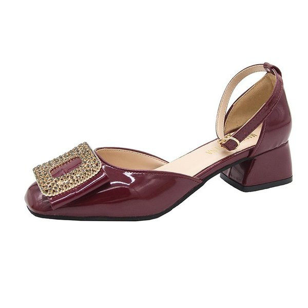 Pantofi moderni de dama cu catarama si bretele