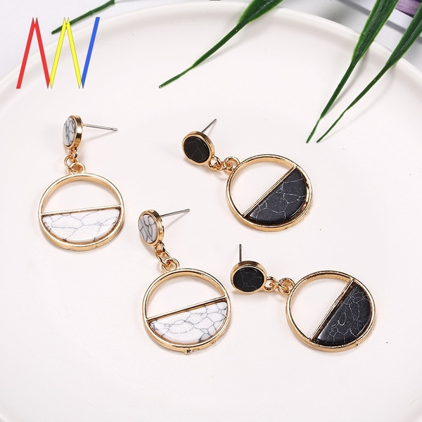 Cercei de dama actuali in forma rotunda