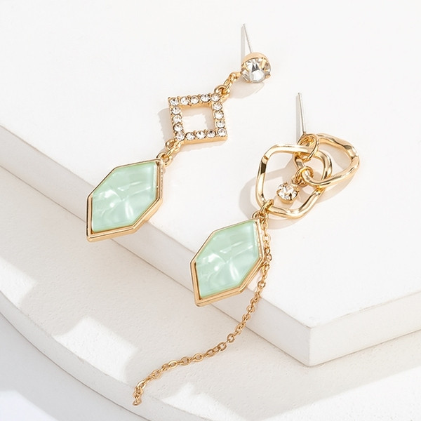 Cercei de dama simpli din aur cu pietre