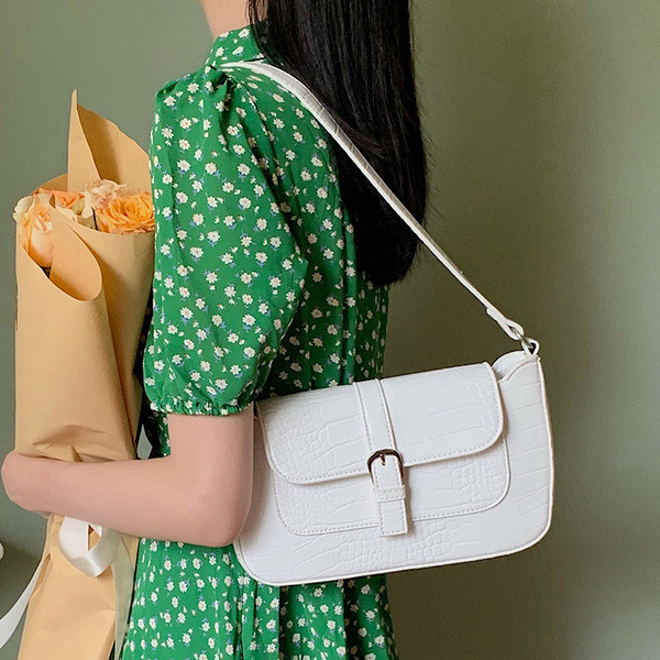 Geanta de umar de dama de ultima generatie din piele ecologica