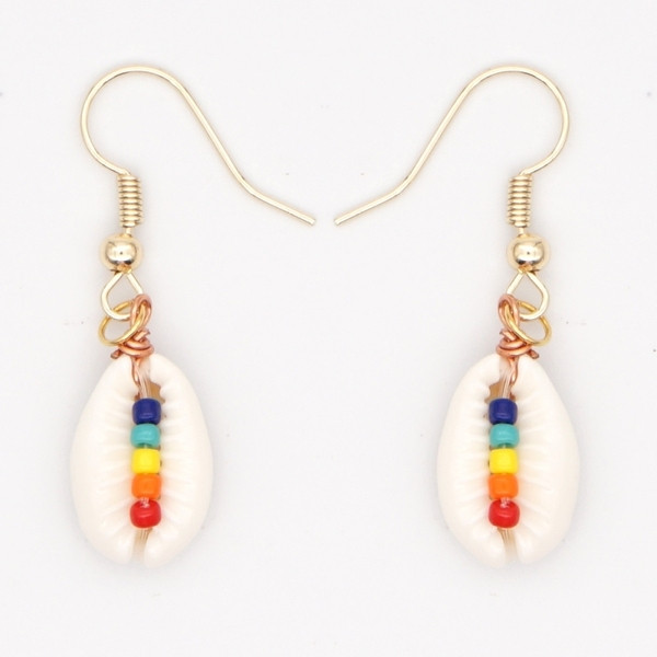 Cercei de dama de vara in forma de scoica