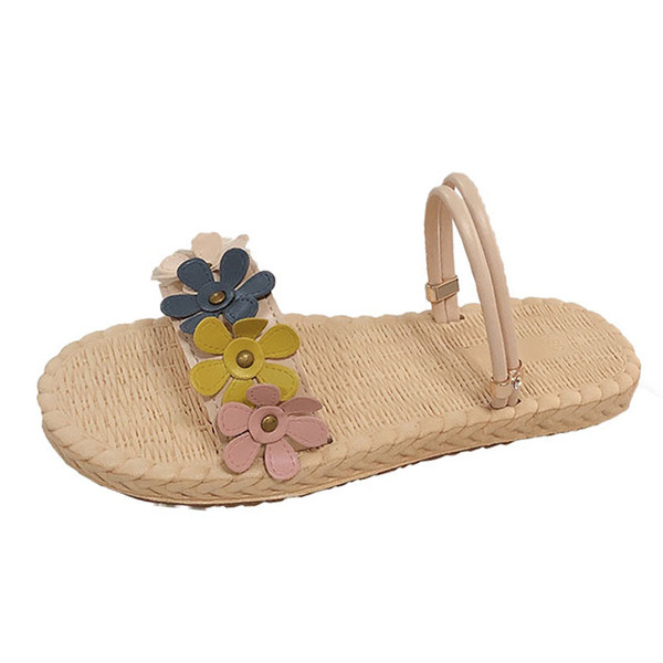 Sieviešu čības ar ādas ziediem