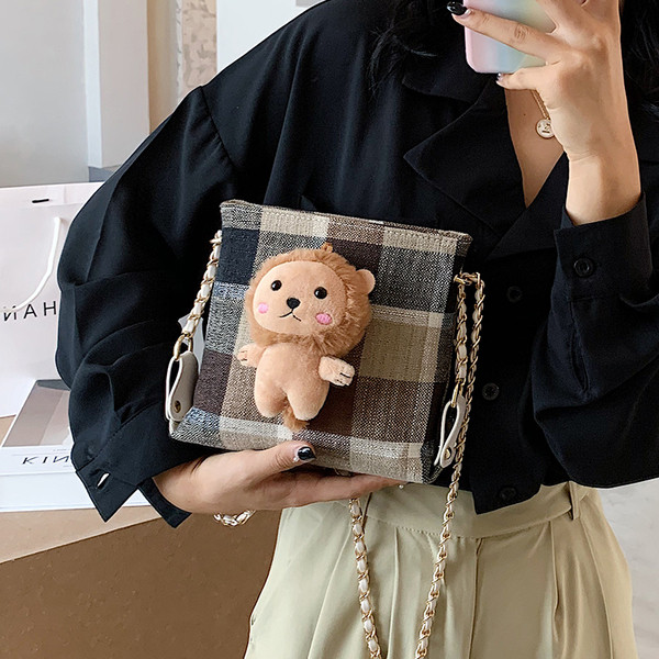 Geantă mică de zi cu zi cu element 3D