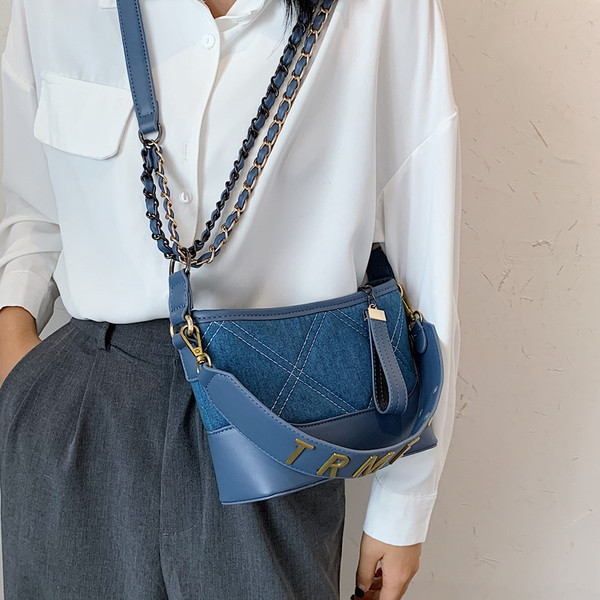 Sieviešu ikdienas kvadrātveida soma no eko ādas