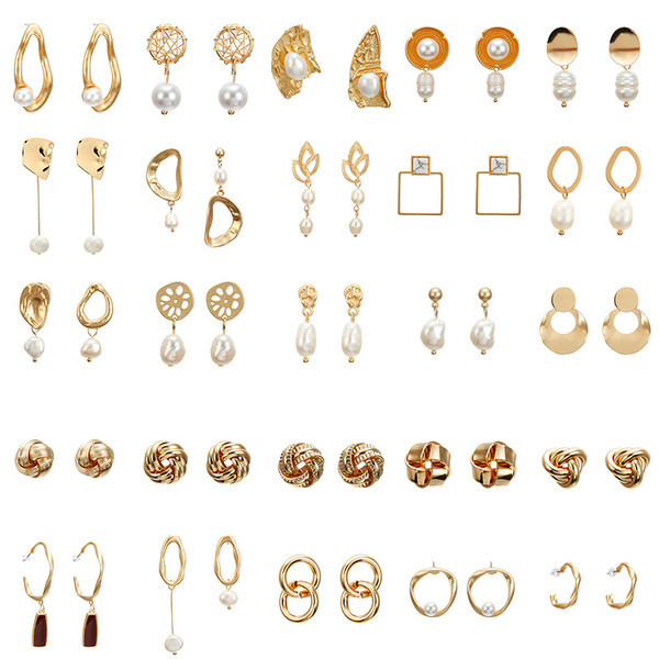 Zelta dāmu auskari ar pērlēm - vairāki modeļi