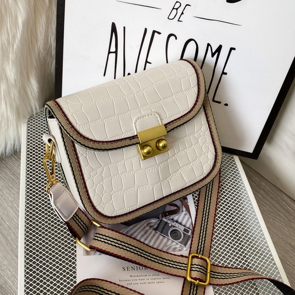 Stilīga sieviešu soma no eko ādas vienkārša modeļa