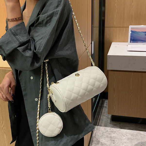 Sieviešu ikdienas maza somiņa ar metāla apdari