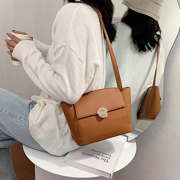 Geantă de umăr modernă cu închizătoare