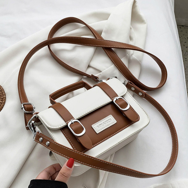 Ikdienas sieviešu mazā soma ar sprādzēm