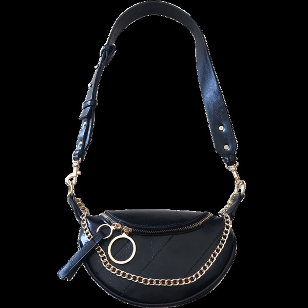 Aktuālā sieviešu soma no eko ādas ar metāla elementiem