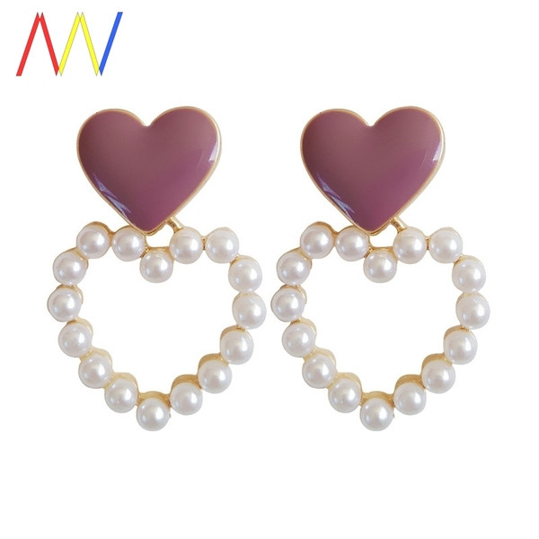 Mūsdienīgi sieviešu auskari sirds formā ar pērlēm