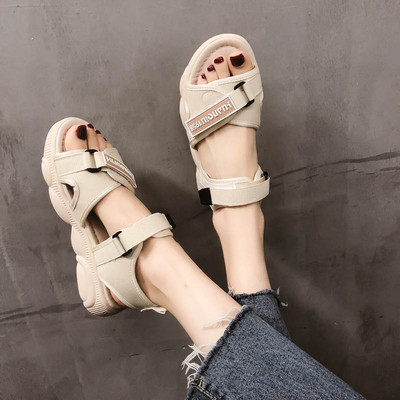 Нов модел дамски сандали с велкро лепенки и висока подметка 