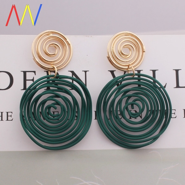 Spirālveida sieviešu auskari