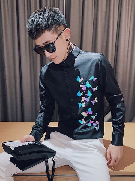 Pašreizējais vīriešu krekls ar garām piedurknēm un tauriņiem