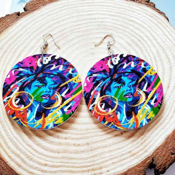 Daudzkrāsaini sieviešu apaļie auskari