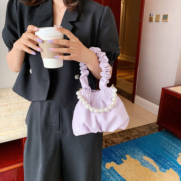 Stilīga sieviešu maza somiņa no eko ādas ar dekoratīvām pērlēm