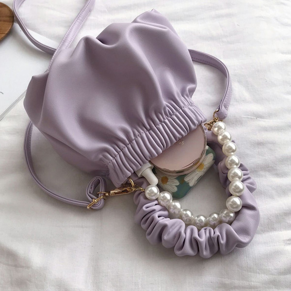 Stilīga sieviešu maza somiņa no eko ādas ar dekoratīvām pērlēm