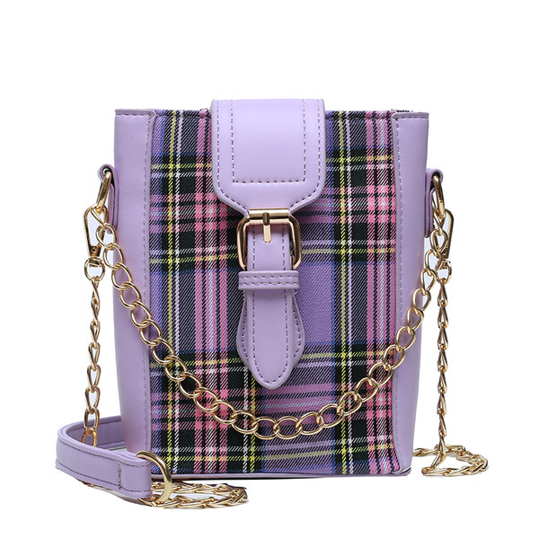 Sieviešu moderna soma ar sprādzi un garu rokturi