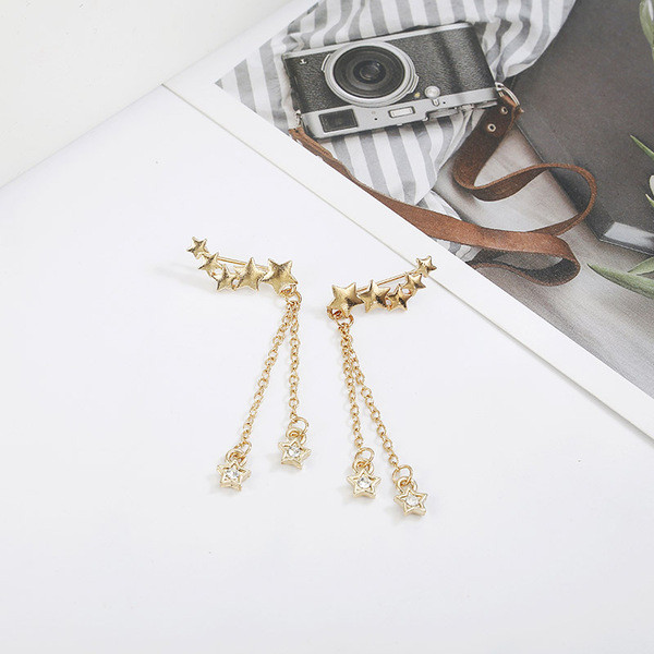 Moderni sieviešu karājoši auskari ar zvaigznēm