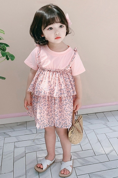 Modern gyerekruha rövid ujjú virágos motívumokkal