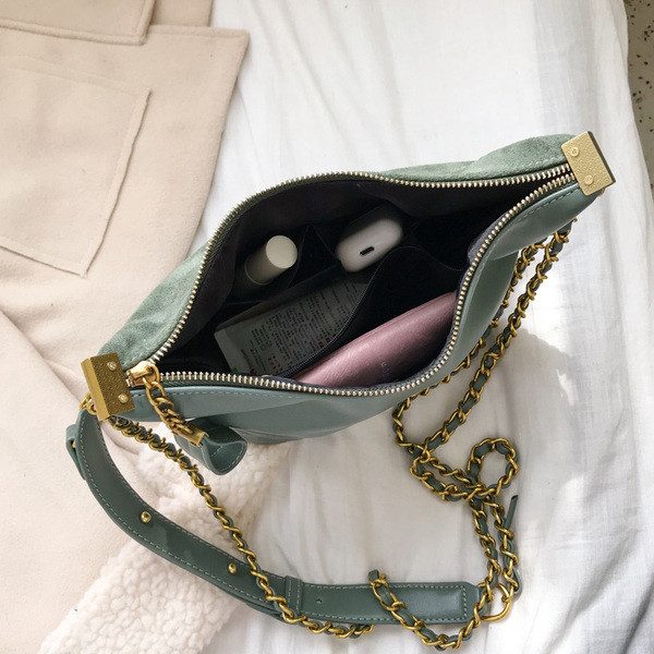 Modern női táska eko bőrből, cipzárral