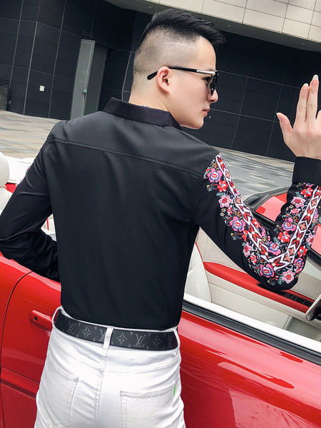 Új modell férfi ing klasszikus gallérral és színes ujjakkal