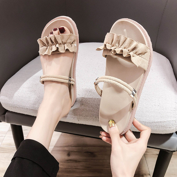 Lapos talpú női szandál - alkalmi stílus