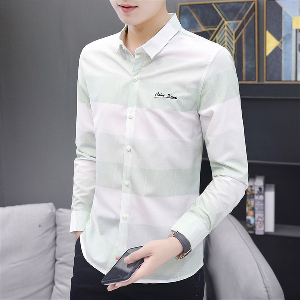 Alkalmi kockás ing hímzéssel