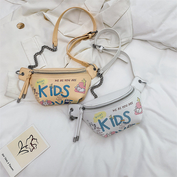 Női korszerű ökobőr táska feliratokkal