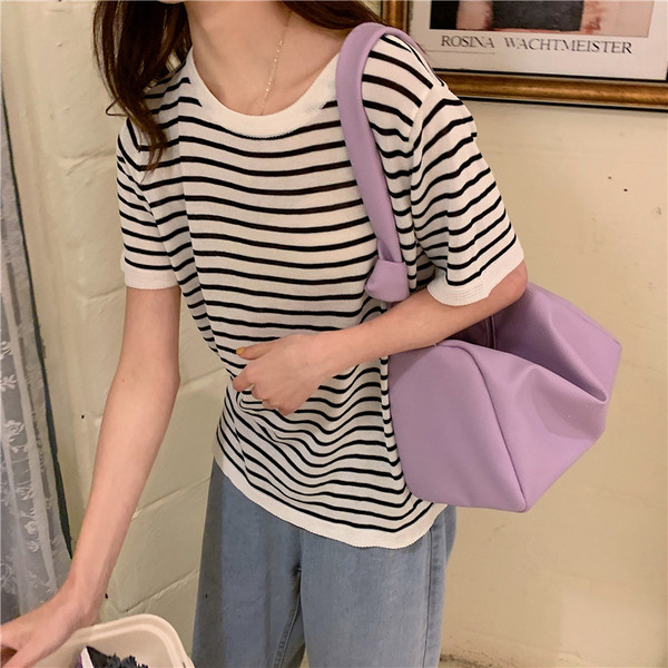 Napi női táska sima vállmodell