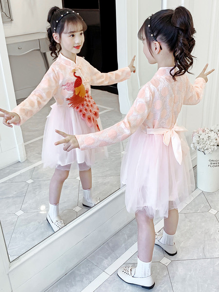 Rózsaszín gyerekruha páva rátéttel és szalaggal