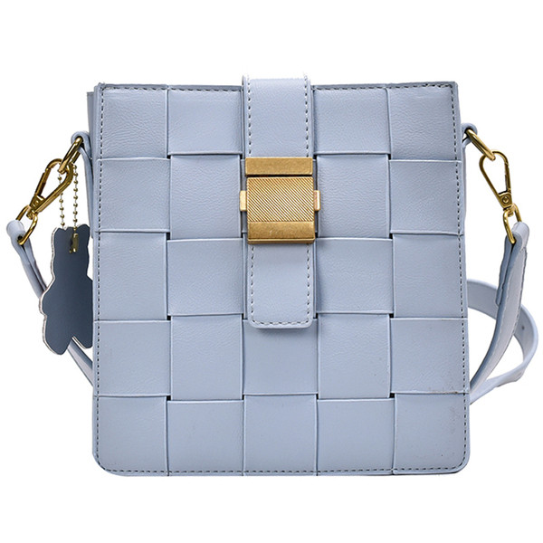 Női alkalmi táska eko bőrből, hosszú füllel