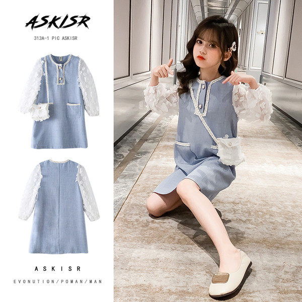 Kék retro gyerekruha csipke elemekkel