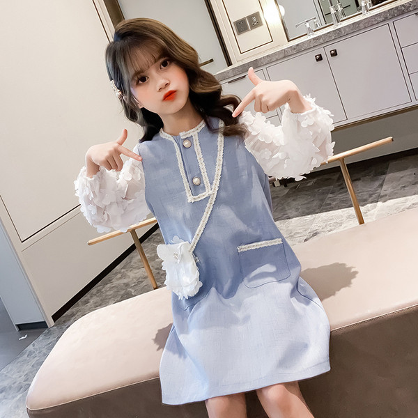 Kék retro gyerekruha csipke elemekkel