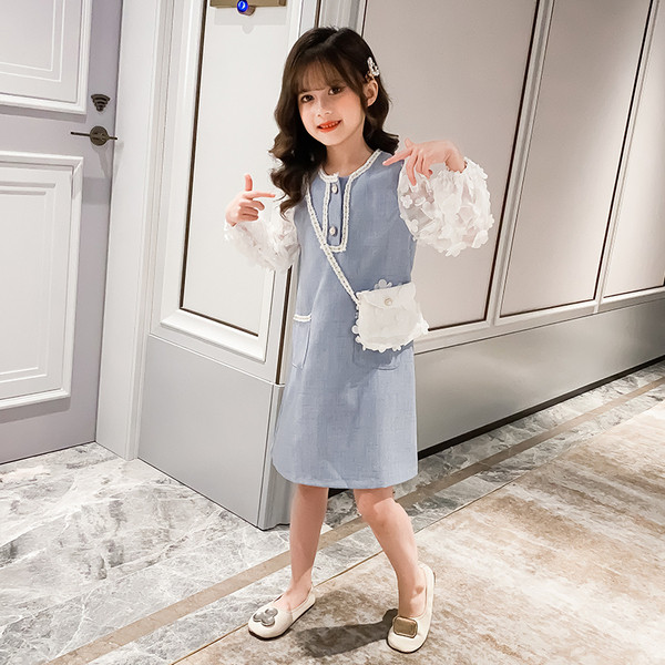 Kék retro gyerekruha csipke elemekkel