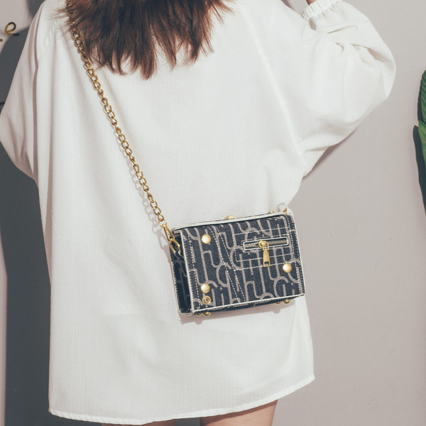 Modern női négyzet alakú mini válltáska