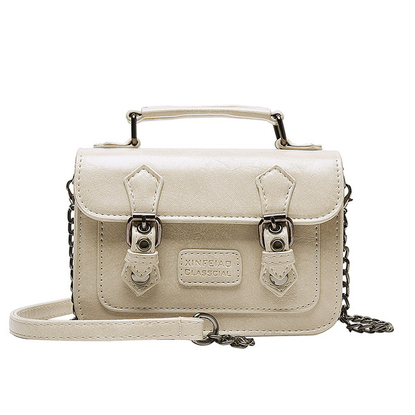 Stílusos női mini válltáska rövid fogantyúval