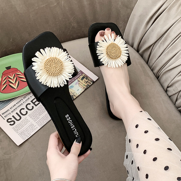 Női papucs új modellje 3D virág elemmel