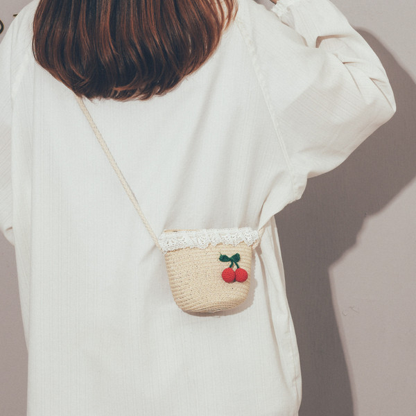 Modern női mini kötött táska csipkével