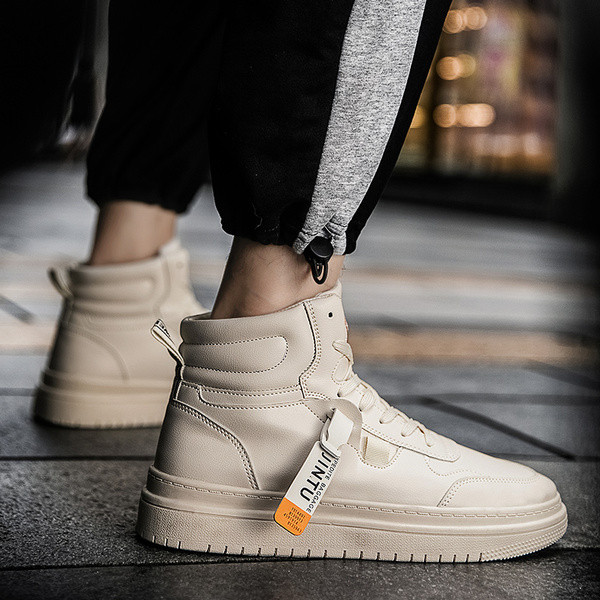 Alkalmi férfi tornacipő hímzéssel és nyakkendővel