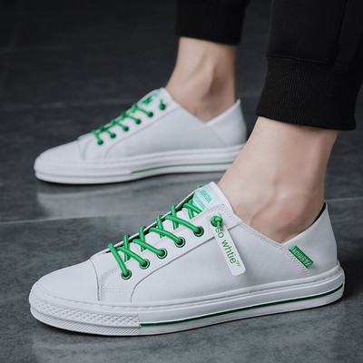 Férfi alkalmi tornacipő fűzővel és lapos talppal