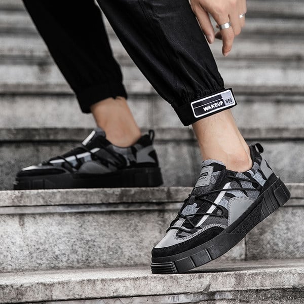 Légáteresztő férfi tornacipő lapos talppal