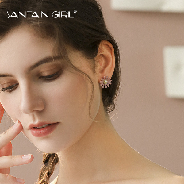 Lila női fülbevaló virág formájú