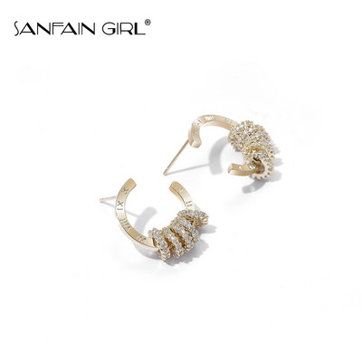 Kis női arany fülbevaló kövekkel